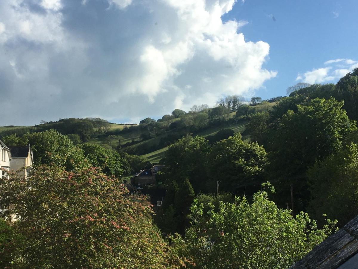 Newberry Beach Lodge Combe Martin Exterior photo